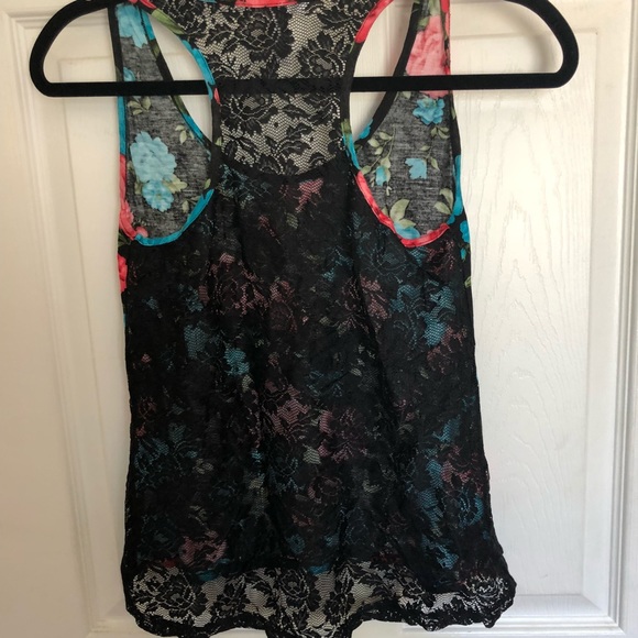 Floral and Lace Back Tank Top - Picture 2 of 2